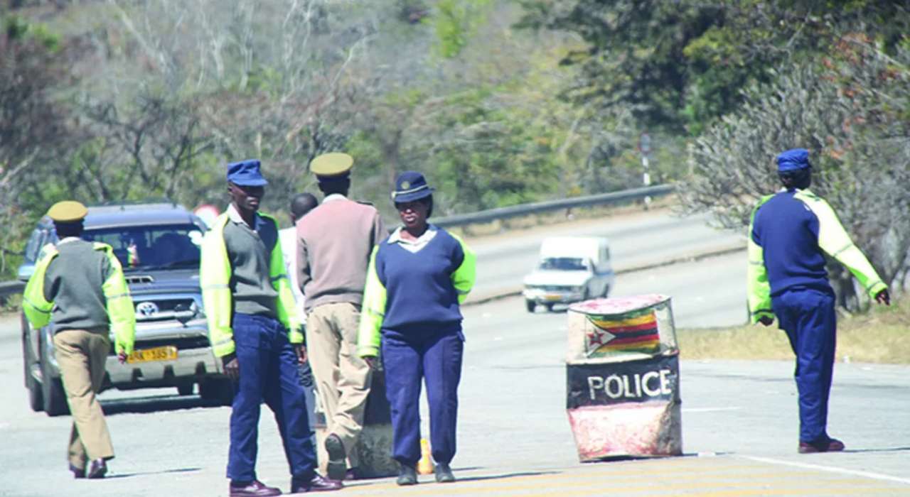 Bulawayo Police Officer Swallows $5 Bribe Money And Urinates on Himself To Avoid Arrest